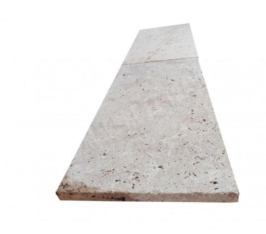  Var Forcalqueiret - 83136 - Photos Vivastreet Travertin Beige Nuancé Margelle Piscine BD 30,5x61cm