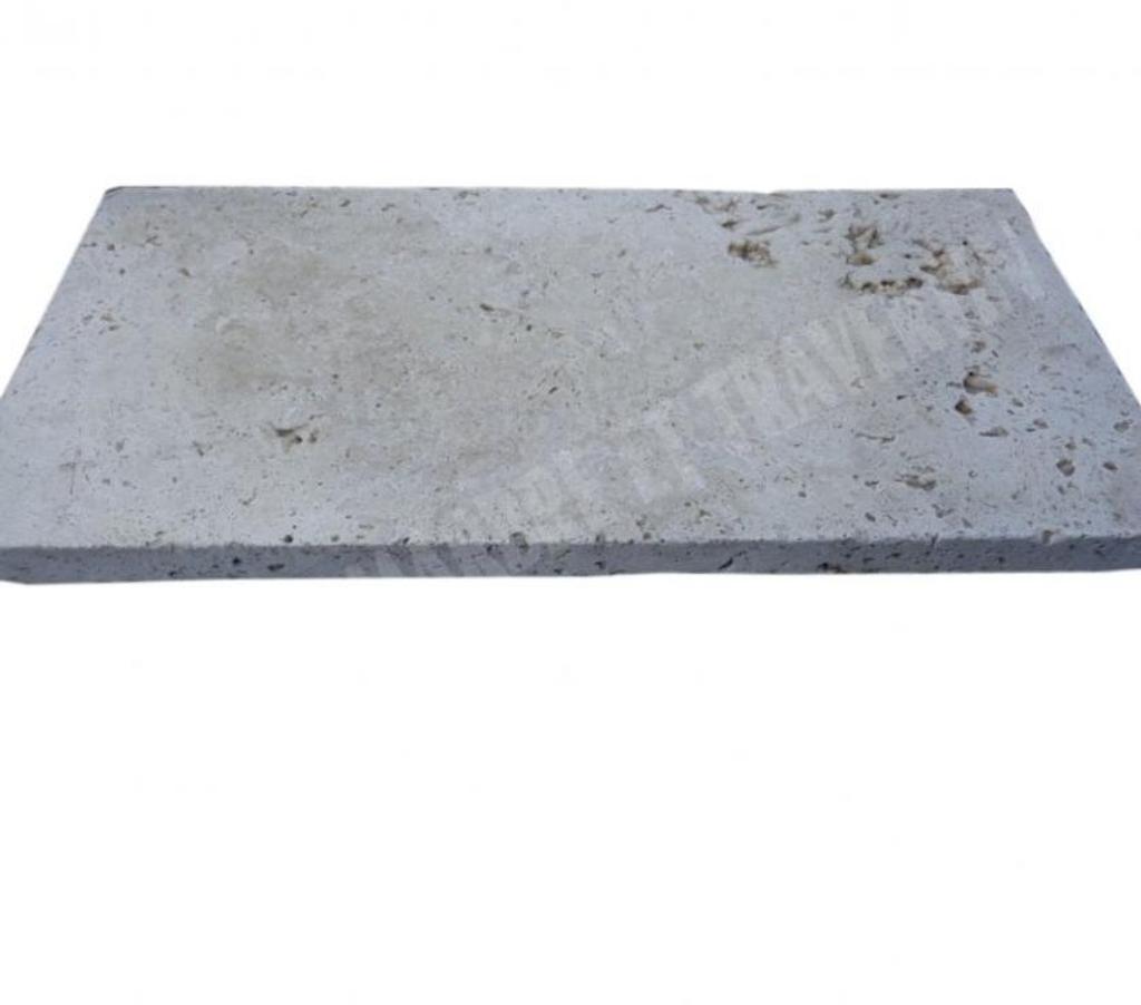  Var Forcalqueiret - 83136 - Photos Vivastreet Travertin Beige Nuancé Margelle Piscine BD 30,5x61cm