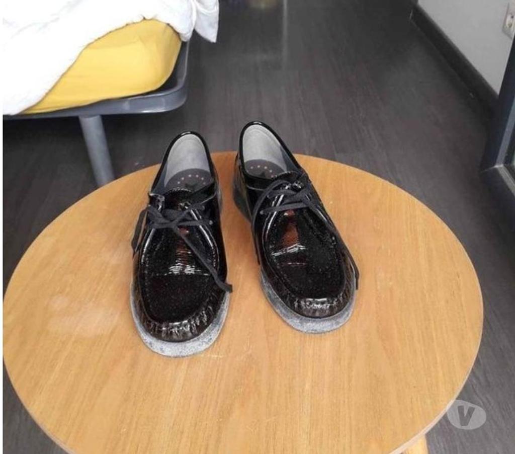 Chaussures Loire-Atlantique Rouge - 44660 - Photos Vivastreet Vends superbes chaussures Mephisto taille 38-39