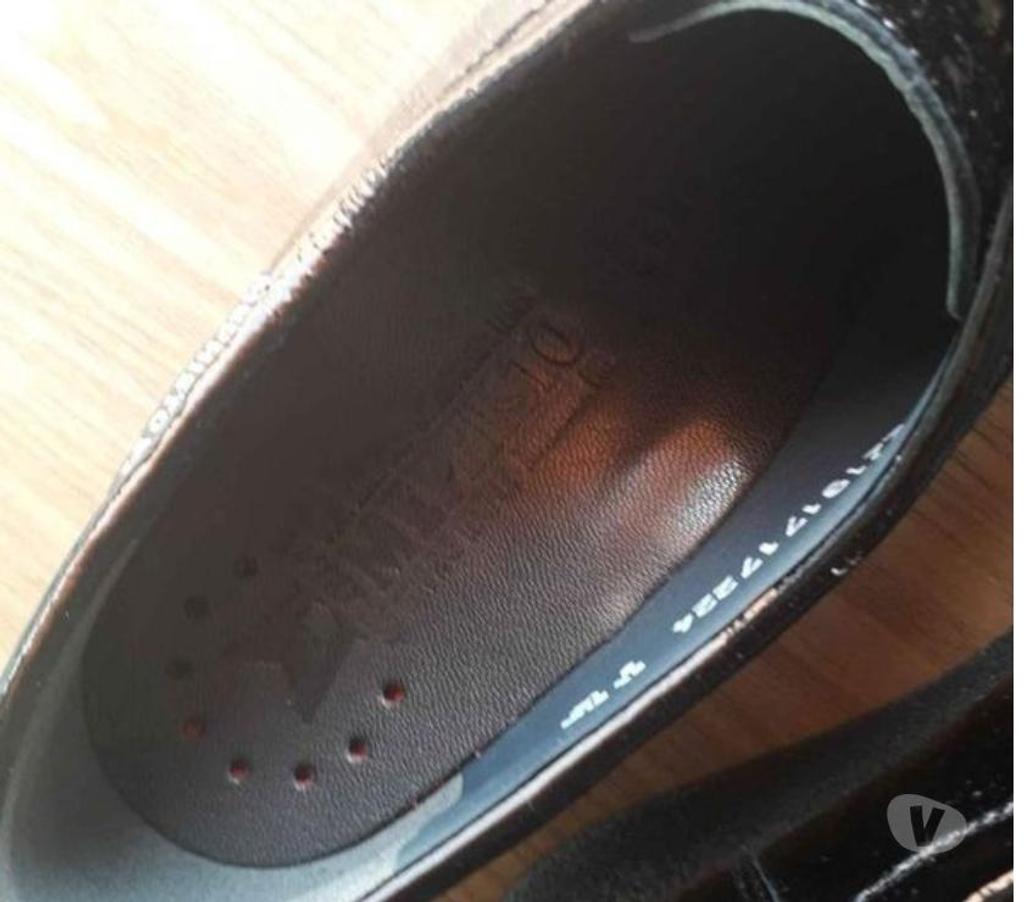 Chaussures Loire-Atlantique Rouge - 44660 - Photos Vivastreet Vends superbes chaussures Mephisto taille 38-39