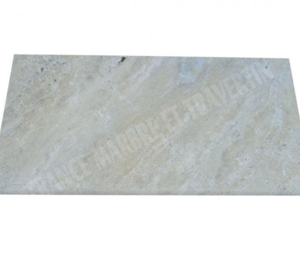  Var Forcalqueiret - 83136 - Photos Vivastreet Travertin Malibu Margelle de Piscine Bord Arrondi 30,5x61 cm