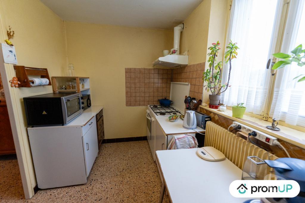 Vente Maison Puy-de-Dôme Marcillat - 63440 - Photos Vivastreet (V6878) Corps de ferme individuel de 105 m2 à MARCILLAT