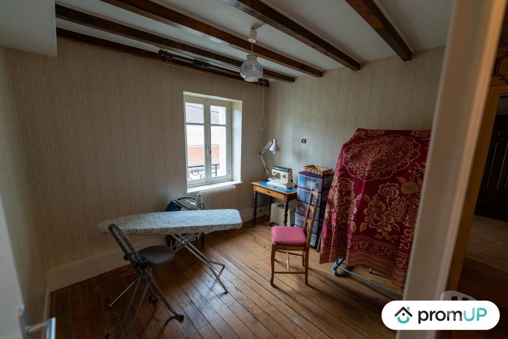 Vente Maison Puy-de-Dôme Marcillat - 63440 - Photos Vivastreet (V6878) Corps de ferme individuel de 105 m2 à MARCILLAT