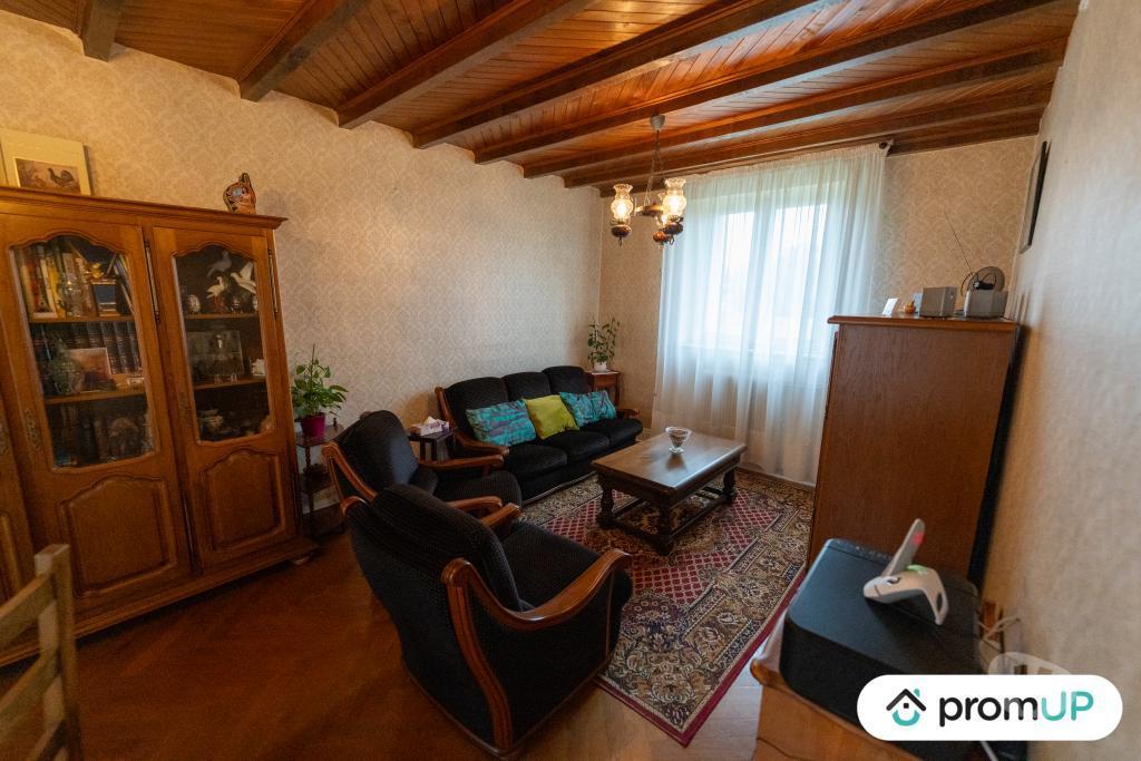 Vente Maison Puy-de-Dôme Marcillat - 63440 - Photos Vivastreet (V6878) Corps de ferme individuel de 105 m2 à MARCILLAT