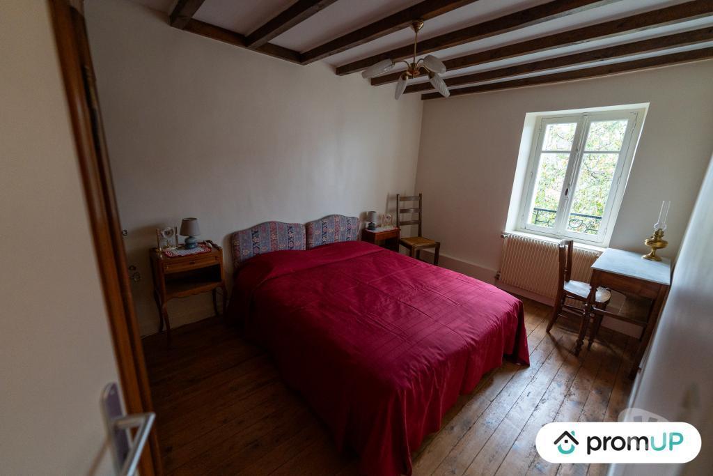 Vente Maison Puy-de-Dôme Marcillat - 63440 - Photos Vivastreet (V6878) Corps de ferme individuel de 105 m2 à MARCILLAT