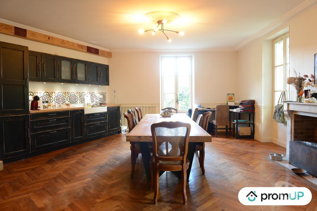 Vente Maison Gironde Roaillan - 33210 - Photos Vivastreet (V6842) Manoir individuel de 678 m2 à ROAILLAN