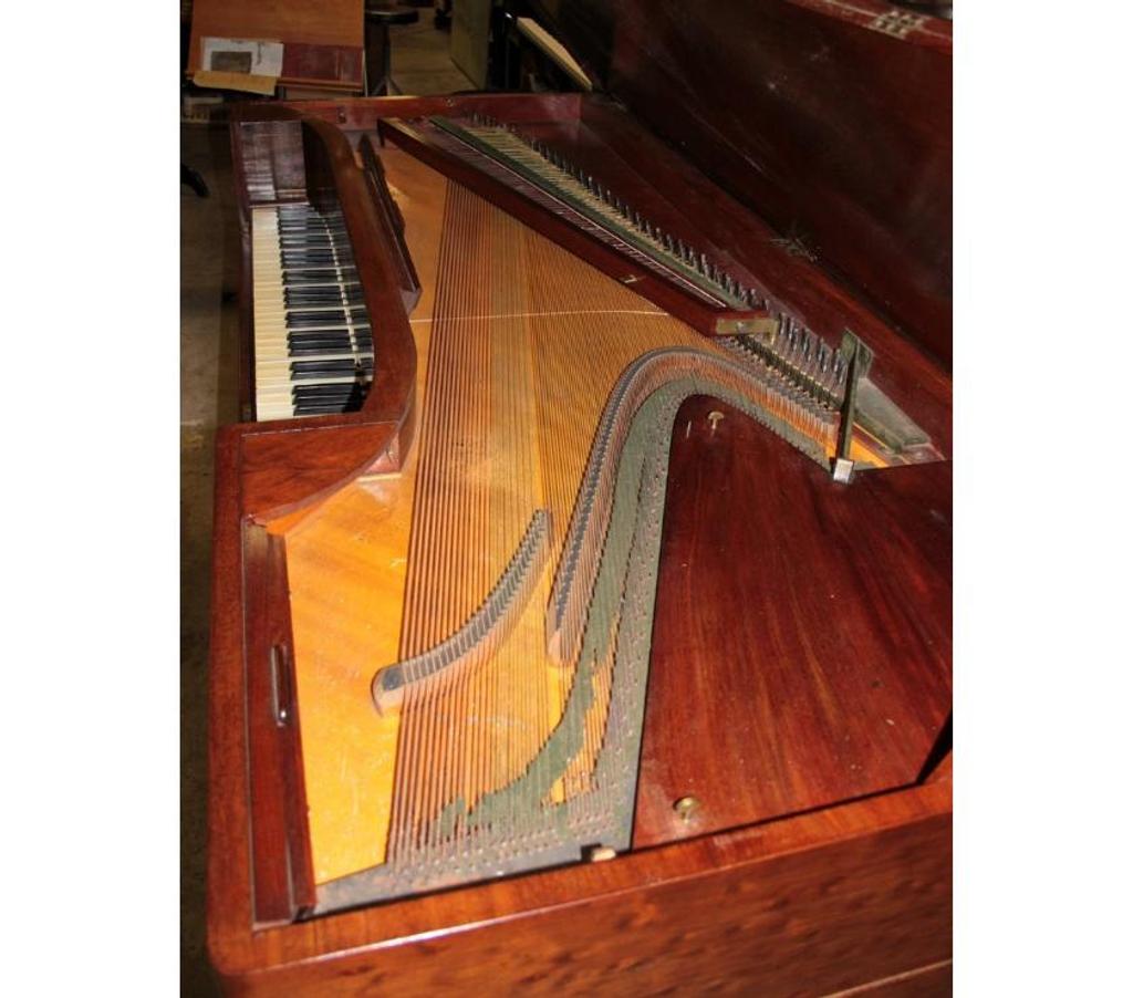 Instruments de musique Hérault Montpellier - Photos Vivastreet Piano pianoforte carré Ignace Pleyel 178 x 79 cm de 1848