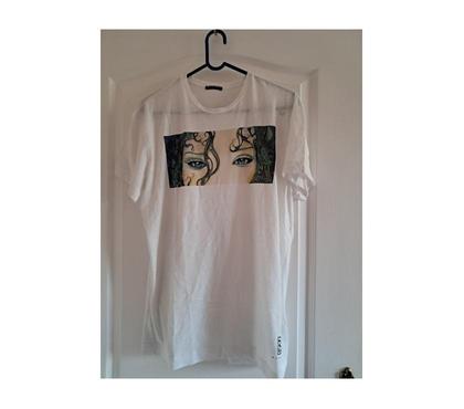 Vêtements occasion Feves Moselle - Photos Vivastreet Tee-shirt Sisley MANARA XL manga anime japon TV cosplay