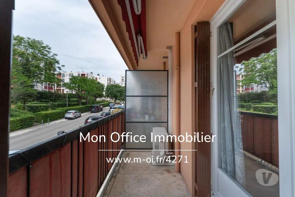 Appartements à vendre Bouches-du-Rhône Marseille - Photos Vivastreet (4271-CRO.) Référence : 4271-CRO. - Appartement 3 pièces