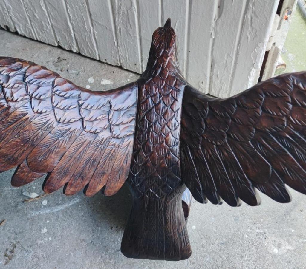 Décoration - art Val-d'Oise Bernes sur Oise - 95340 - Photos Vivastreet Rare : Vintage Hand Carved Wooden Eagle Bird Signed