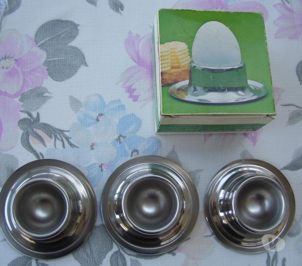Ameublement & art de la table Oise Estrees St Denis - 60190 - Photos Vivastreet 3 Coquetiers en inox neuf jamais servi