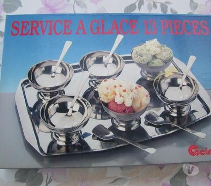 Ameublement & art de la table Estrees St Denis Oise - Photos Vivastreet Service à Glace en inox massif neuf jamais servi