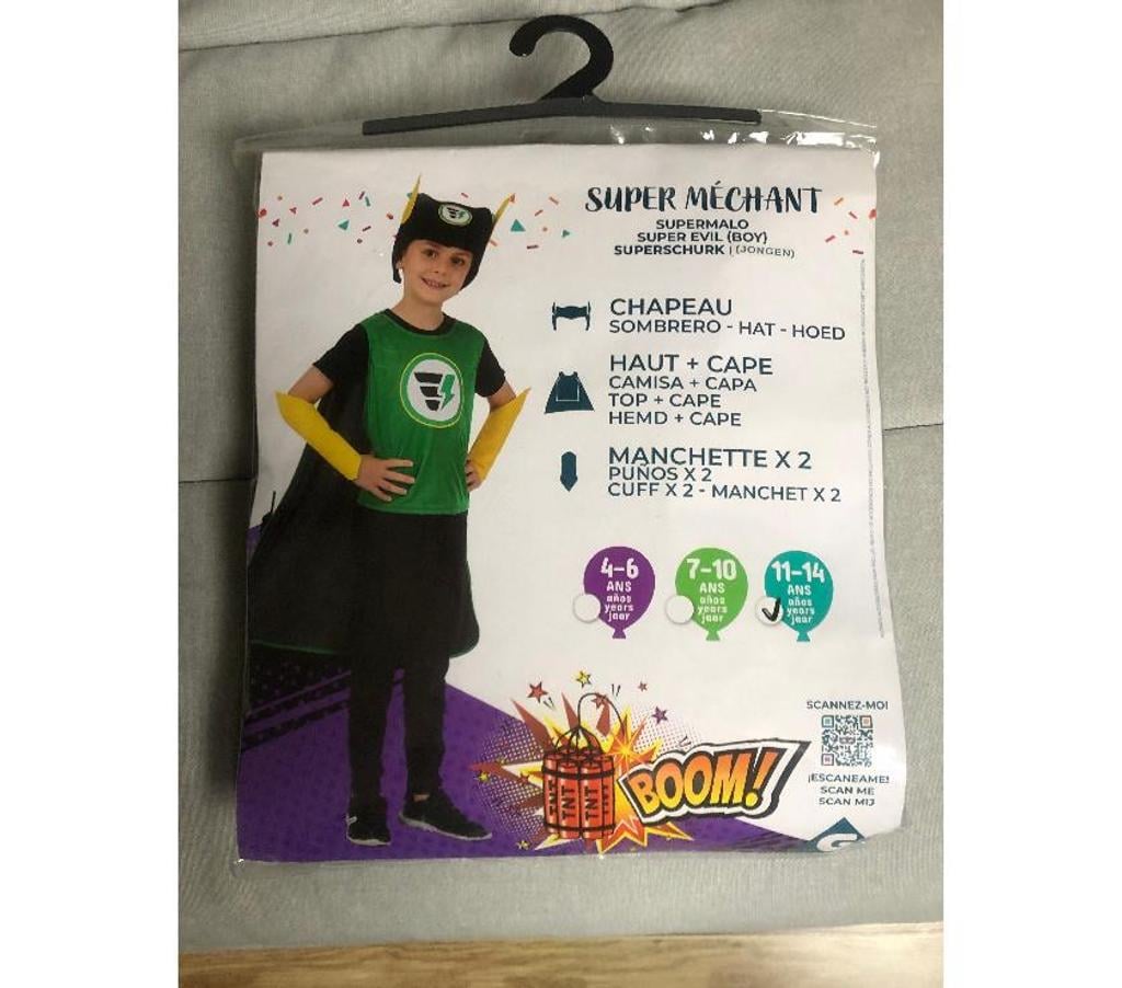 Vêtements bébés Nord Wasquehal - 59290 - Photos Vivastreet Déguisement "super méchant" (taille 11 à 14 ans)