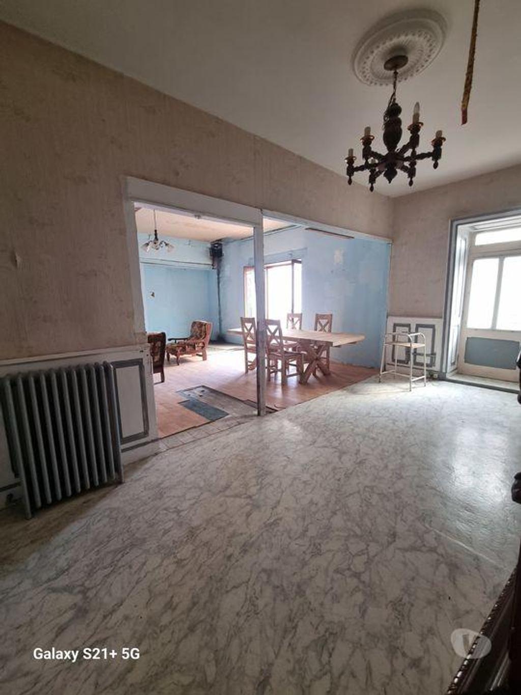 Vente Maison Haute-Loire Bellevue la Montagne - 43350 - Photos Vivastreet Maison de village 220m² à rénover avec garage