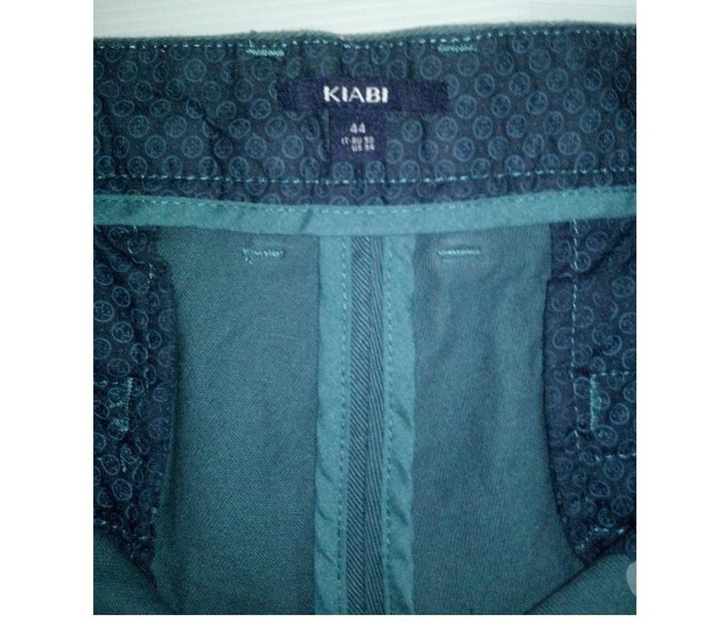 Vêtements occasion Loiret Chalette sur Loing - 45120 - Photos Vivastreet Bermuda vert KIABI