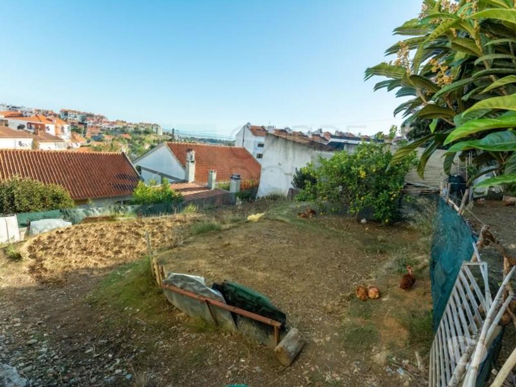 Terrain à vendre Portugal - Photos Vivastreet OPPORTUNITÉ - Terrain urbain à construire à Arcena, Alverca...