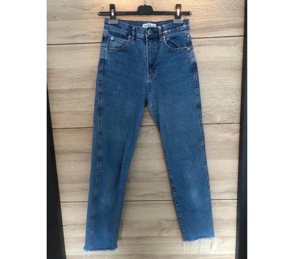 Vêtements occasion Nord Wasquehal - 59290 - Photos Vivastreet Jean PULL&BEAR (taille 34)