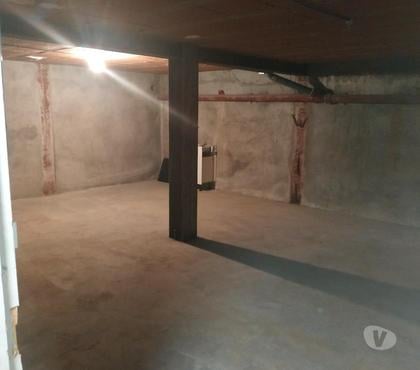 Location parking & garage Toulouse Toulouse - Photos Vivastreet Cave garde meuble box stockage 20 m² saine, accès facile