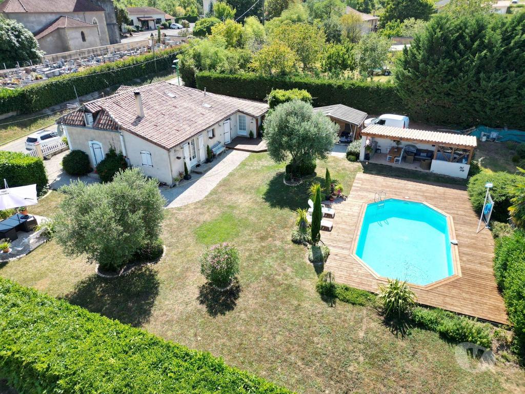 Vente Maison Gers Marseillan - 32170 - Photos Vivastreet À Vendre : maison de village pittoresque