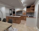 Maison rénovée à neuf avec jardin et appartement