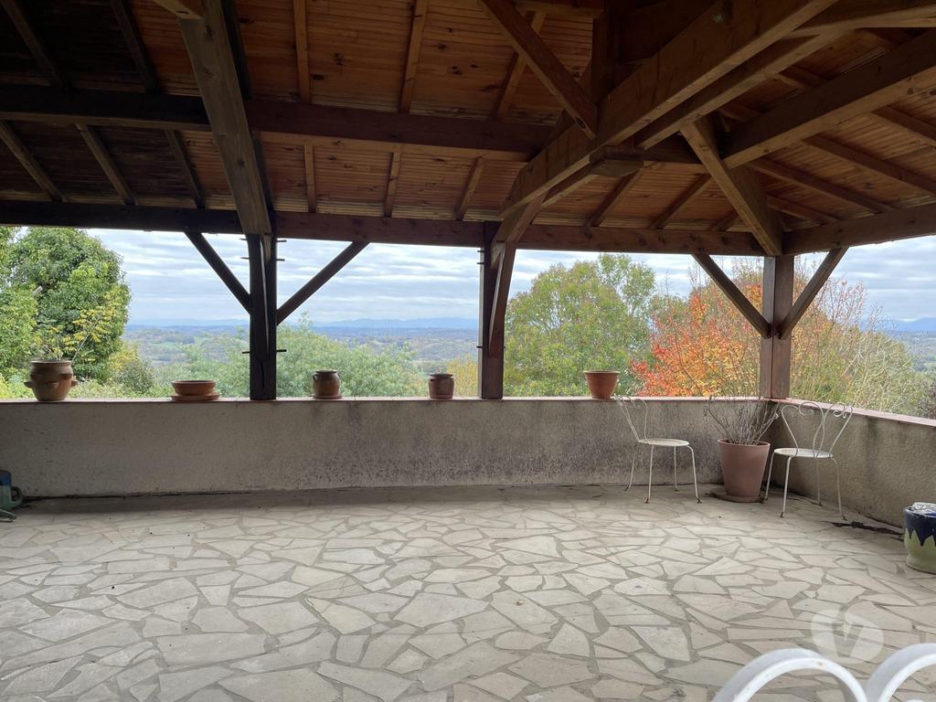 Vente Maison Hautes-Pyrénées Castelnau Magnoac - 65230 - Photos Vivastreet Maison rénovée à neuf avec jardin et appartement