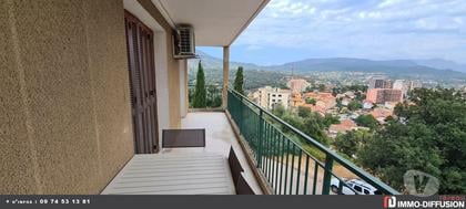 Location appartement meublé Ajaccio Ajaccio - Photos Vivastreet 4 Pièces meublé
