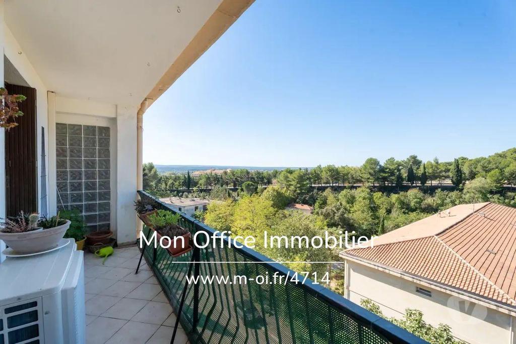 Appartements à vendre Bouches-du-Rhône Aix en Provence - Photos Vivastreet (4714-ETH) Référence : 4714-ETH - Appartement - T4 - 80m2 -...