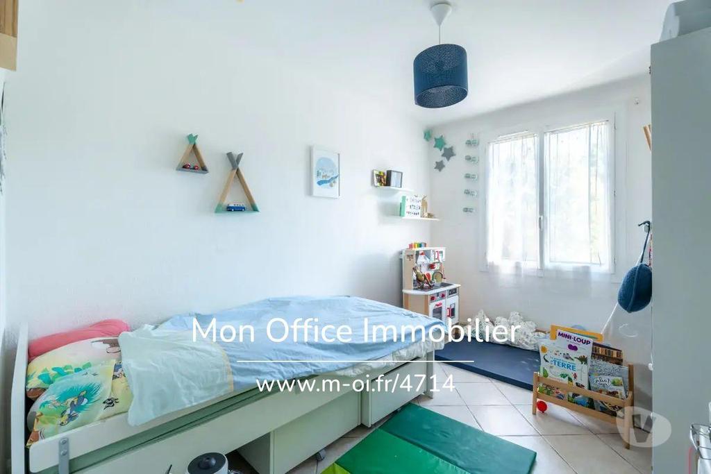 Appartements à vendre Bouches-du-Rhône Aix en Provence - Photos Vivastreet (4714-ETH) Référence : 4714-ETH - Appartement - T4 - 80m2 -...