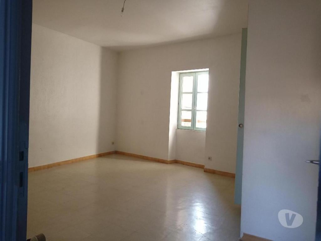 Vente Immeuble Gard Pont St Esprit - 30130 - Photos Vivastreet (1235_2780_vs) Vente Immeuble Pont Saint Esprit