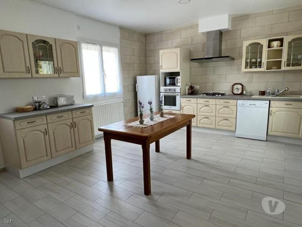 Vente Maison Charente Aigre - 16140 - Photos Vivastreet Beau Pavillon sur Sous-sol Dans le Centre d'Aigre Avec Grand...