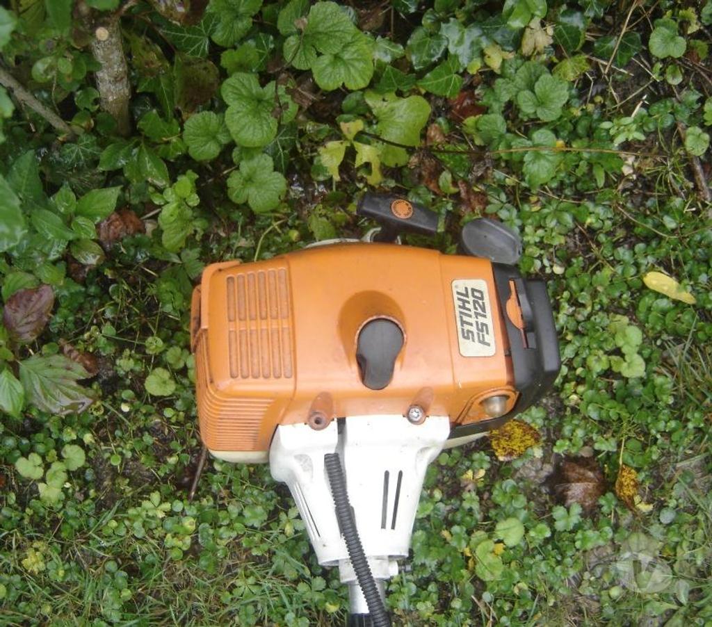  Côte-d'Or Chevigny St Sauveur - 21800 - Photos Vivastreet débroussailleuse sthil FS120 pour pièces ou entière