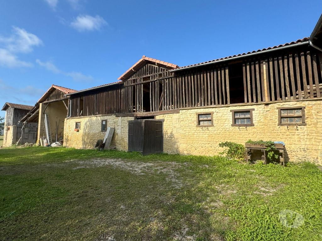Vente Maison Hautes-Pyrénées Castelnau Magnoac - 65230 - Photos Vivastreet Propriéte authentique sur 4 Hectares