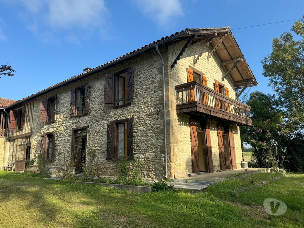 Vente Maison Hautes-Pyrénées Castelnau Magnoac - 65230 - Photos Vivastreet Propriéte authentique sur 4 Hectares