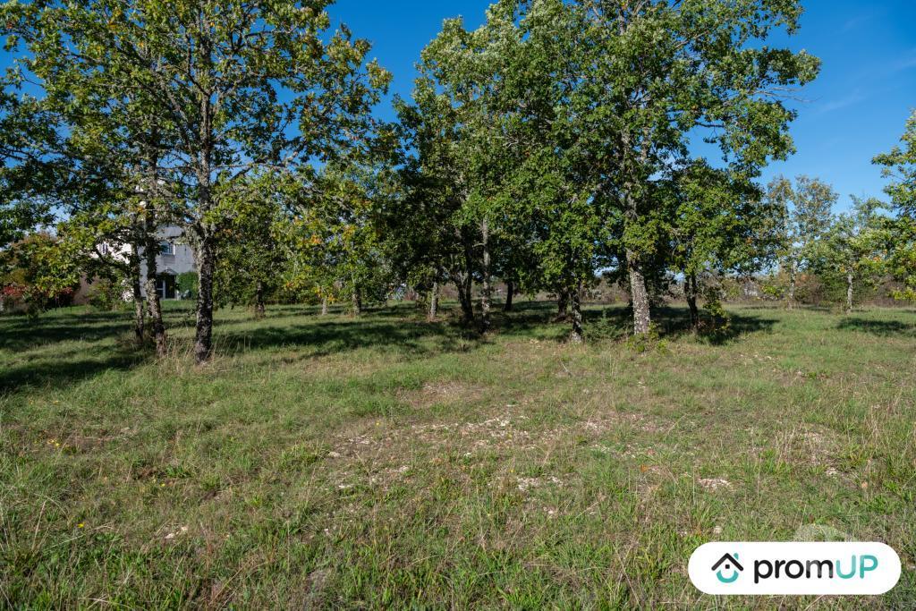Terrain à vendre Lot Lalbenque - 46230 - Photos Vivastreet (V6892) Terrain constructible de 1098 m2 à LALBENQUE