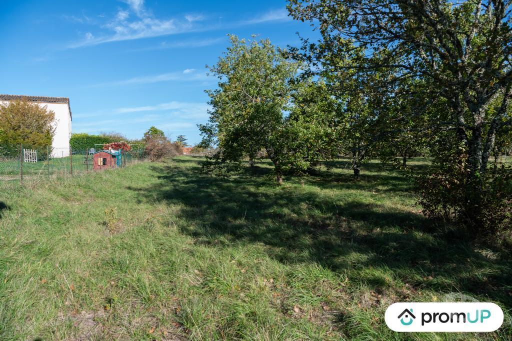 Terrain à vendre Lot Lalbenque - 46230 - Photos Vivastreet (V6891) Terrain constructible de 1490 m2 à LALBENQUE