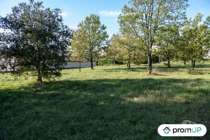 Vente Terrain Lalbenque Lot - Photos Vivastreet (V6891) Terrain constructible de 1490 m2 à LALBENQUE