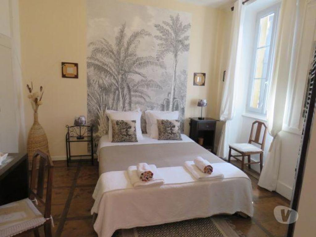Vente Maison Haute-Garonne Boulogne sur Gesse - 31350 - Photos Vivastreet Chambre d'hote de luxe - Maison de ville de charme avec parcelle