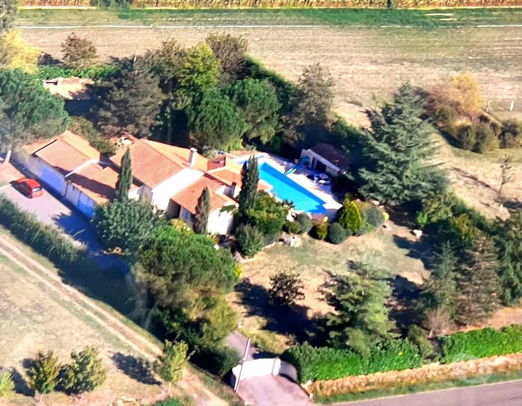 Vente Maison Gers Mirande - 32300 - Photos Vivastreet Très agréable maison avec piscine proche de toutes commodités