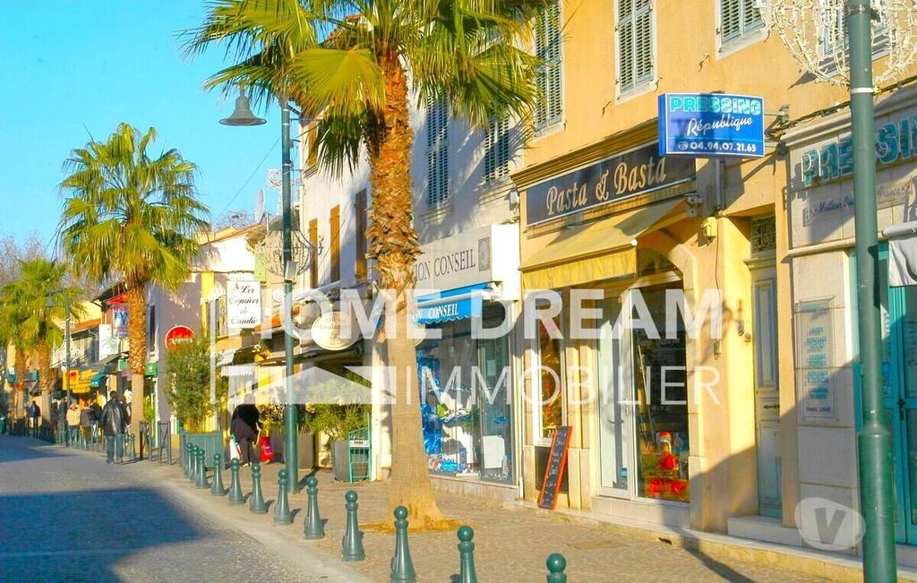 Appartements à vendre Var Six Fours les Plages - 83140 - Photos Vivastreet T3 avec grande terrasse - SIX-FOURS-LES-PLAGES Centre...
