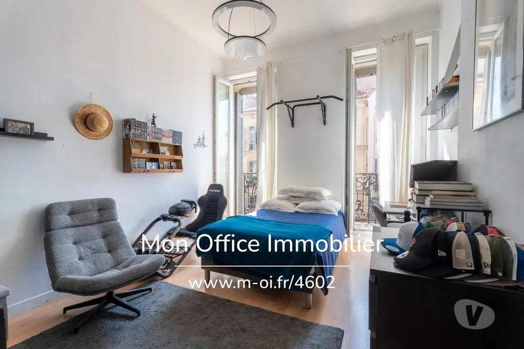 Appartements à vendre Bouches-du-Rhône Marseille - Photos Vivastreet (4704-CLA.) Référence : 4704-CLA. - Appartement 5 pièces à...