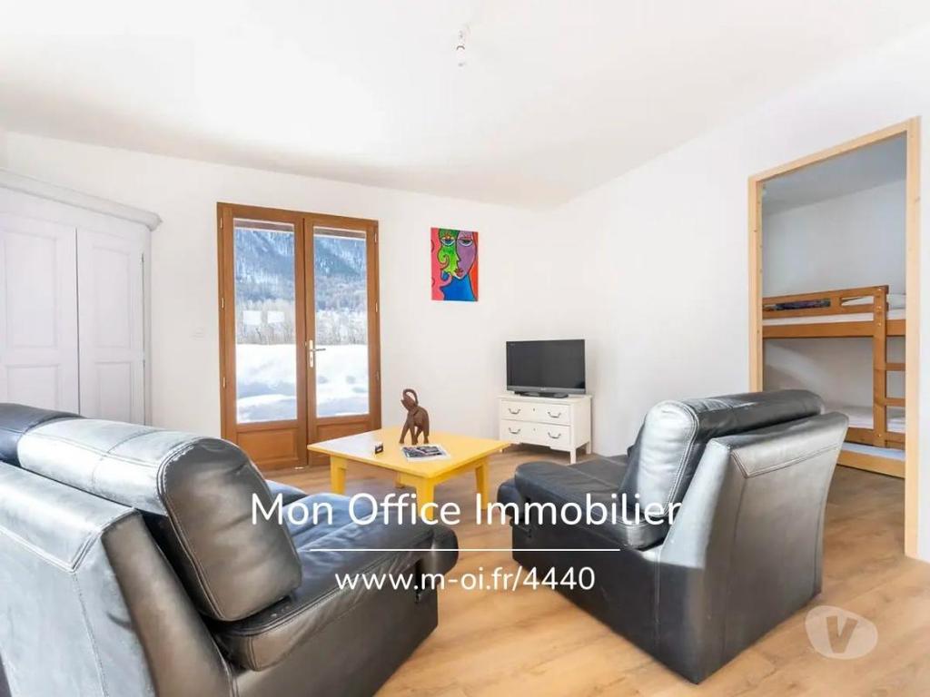 Appartements à vendre Hautes-Alpes Le Monetier les Bains - 05220 - Photos Vivastreet (4440-BAU.) Référence : 4440-BAU. - Appartement 3 pièces-...