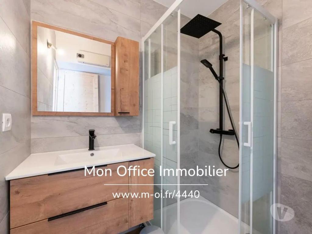 Appartements à vendre Hautes-Alpes Le Monetier les Bains - 05220 - Photos Vivastreet (4440-BAU.) Référence : 4440-BAU. - Appartement 3 pièces-...
