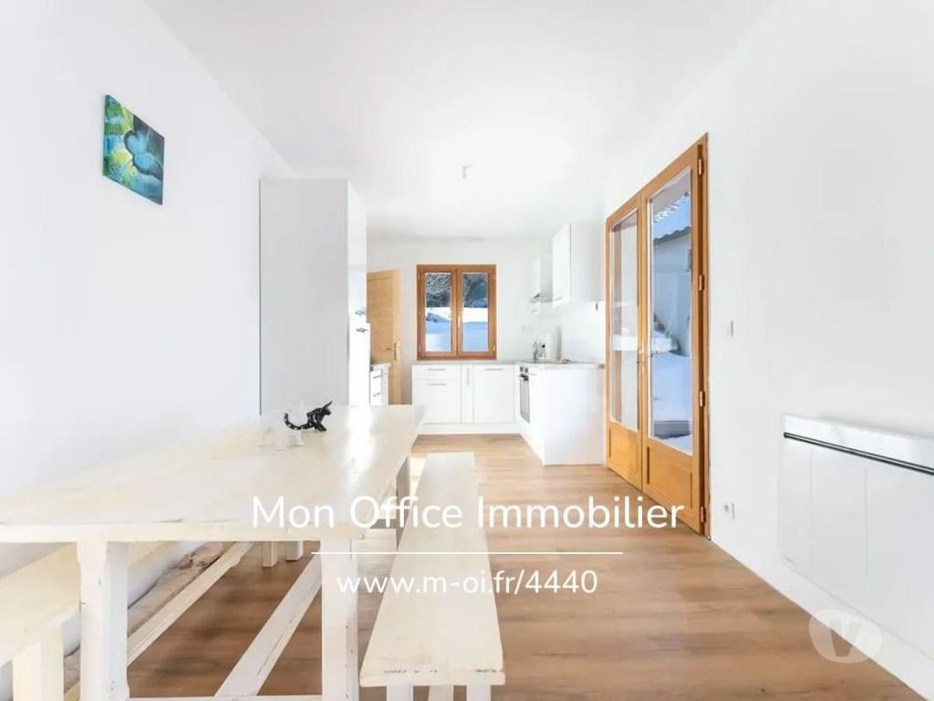 Appartements à vendre Hautes-Alpes Le Monetier les Bains - 05220 - Photos Vivastreet (4440-BAU.) Référence : 4440-BAU. - Appartement 3 pièces-...