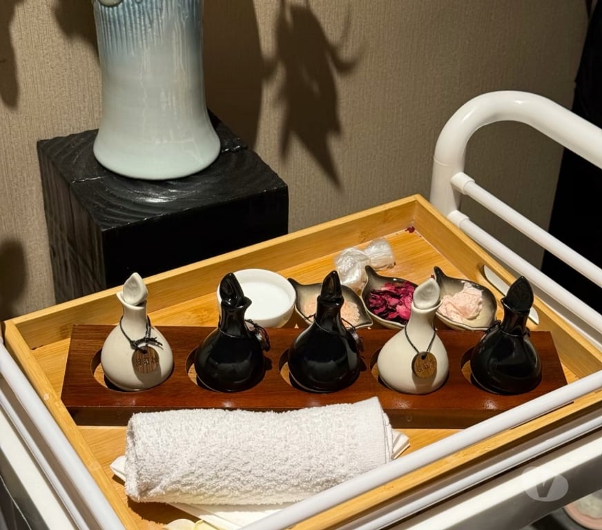 Massages Paris Paris 17ème ardt - 75017 - Photos Vivastreet 75017 nouveau salon de massage a metro Pereire