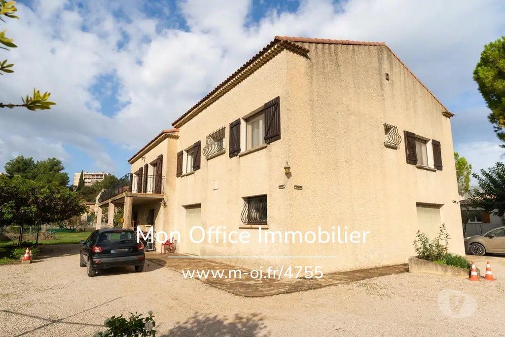 Vente Maison Bouches-du-Rhône Aubagne - 13400 - Photos Vivastreet (4755-NZW) Référence : 4755-NZW - Exclusivité - Maison T5 -...