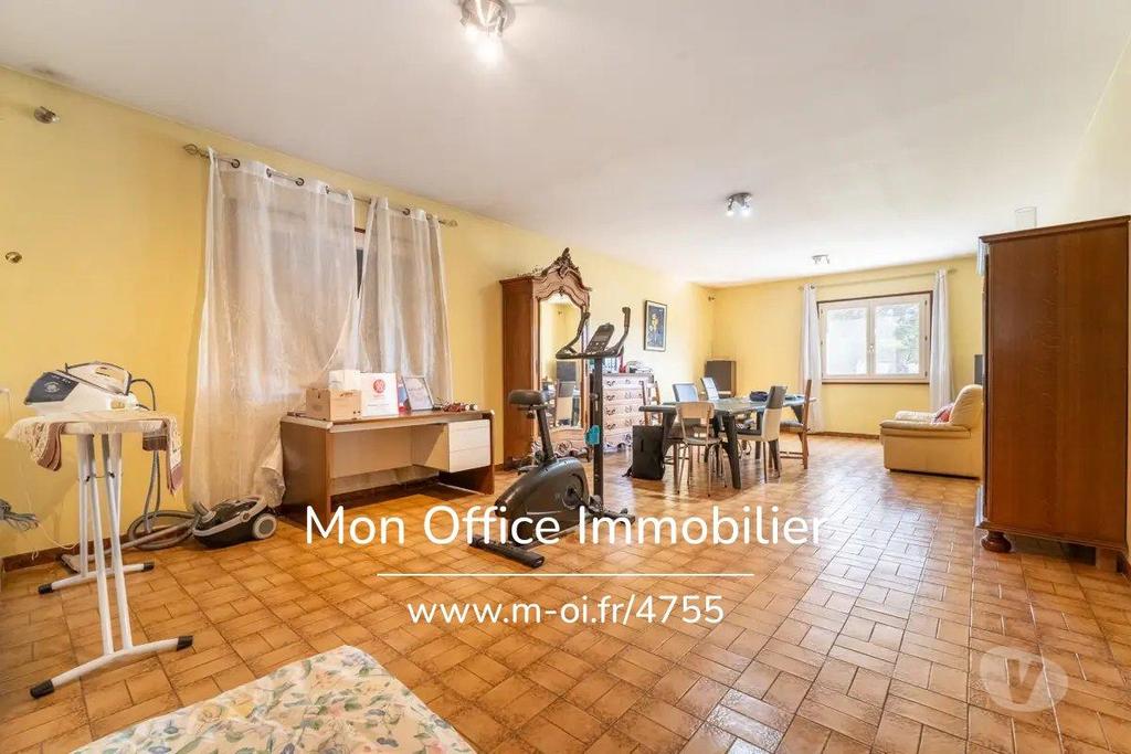 Vente Maison Bouches-du-Rhône Aubagne - 13400 - Photos Vivastreet (4755-NZW) Référence : 4755-NZW - Exclusivité - Maison T5 -...