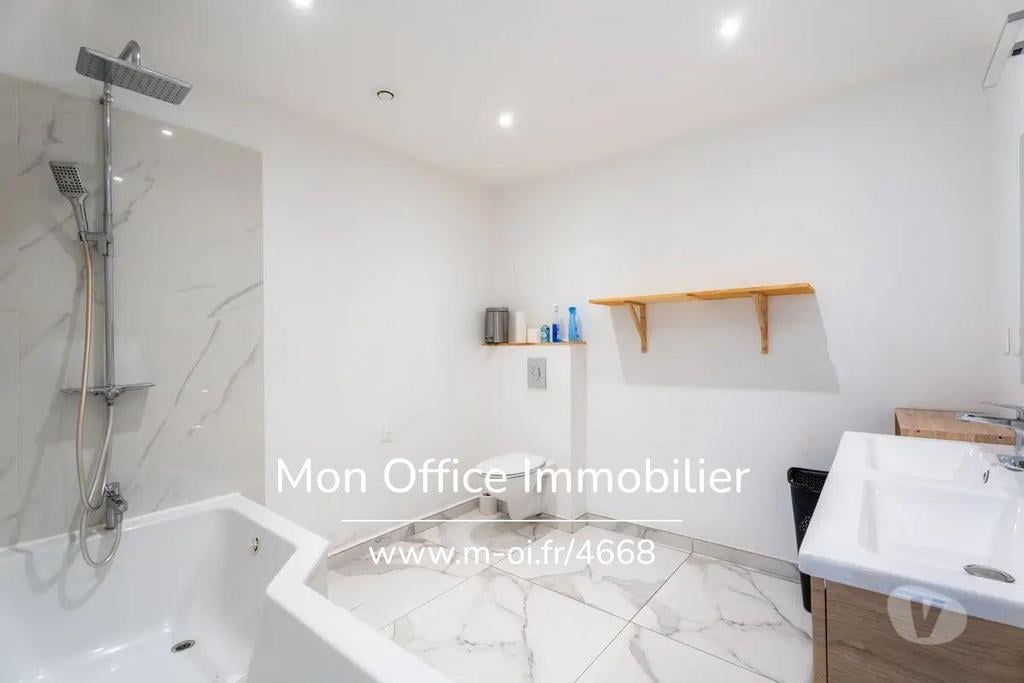 Vente Maison Bouches-du-Rhône Martigues - 13500 - Photos Vivastreet (4668-NAM) Référence : 4668-NAM - Maison 8 pièces