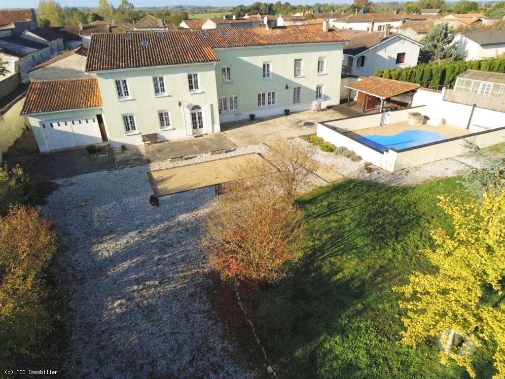 Vente Maison Charente Aigre - 16140 - Photos Vivastreet Belle Maison De 6 Chambres Avec Piscine Proche d'Aigre