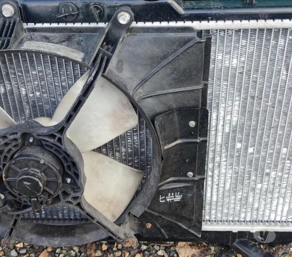 Pièces et services auto Val-d'Oise Bernes sur Oise - 95340 - Photos Vivastreet Radiateur de MAZDA MX 3 Ref 863F 022750-7952