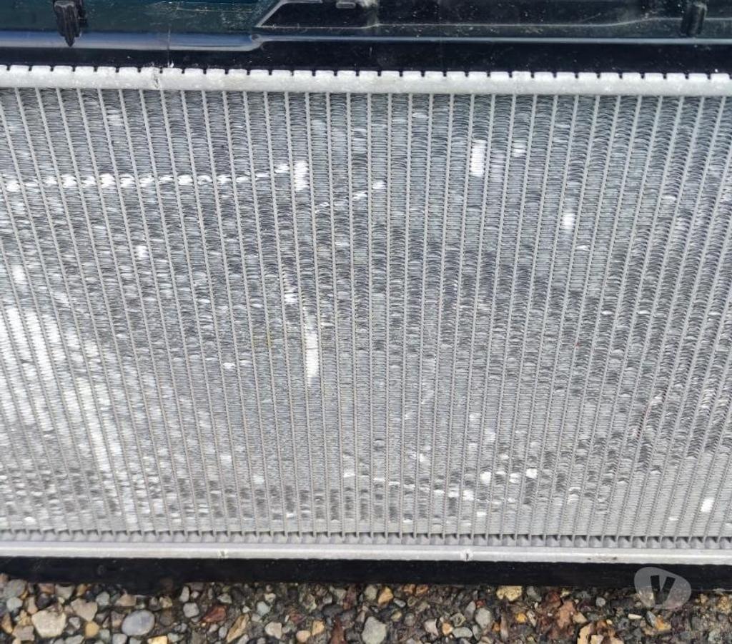 Pièces et services auto Val-d'Oise Bernes sur Oise - 95340 - Photos Vivastreet Radiateur de MAZDA MX 3 Ref 863F 022750-7952